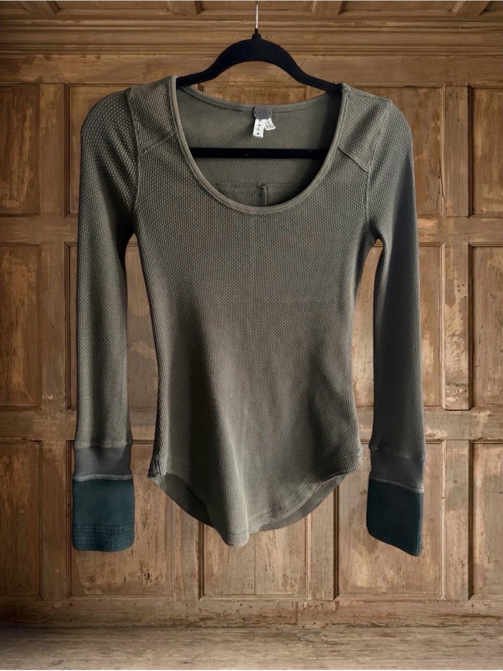 We The Free Olive Green Long-Sleeve Scoop Neck Thermal Top